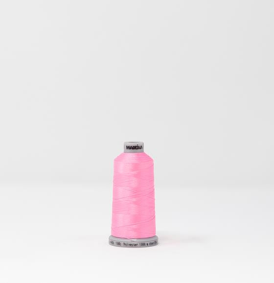 1548 SPOOL PINK PLUSH-POLYNEON DE MADEIRA #40 (1,100 YARDAS)