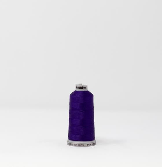 1922 SPOOL REGAL PURPLE-POLYNEON DE MADEIRA #40 (1,100 YARDAS)