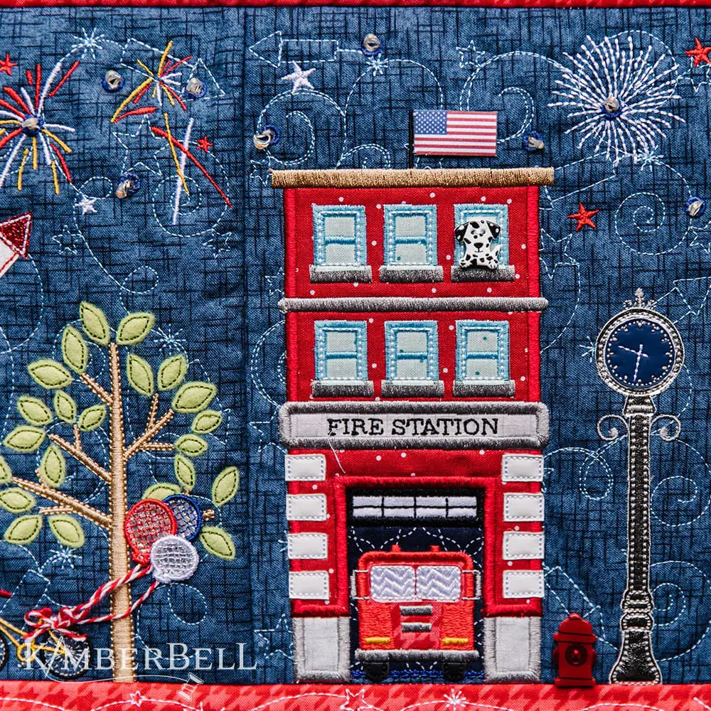 Kimberbell Main Street Celebration Bench Pillow-Fabric Kit (Kit de Telas)