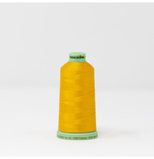 1625 BUTTERSCOTCH SPOOL -POLYNEON DE MADEIRA #40 (1,100 YARDAS)