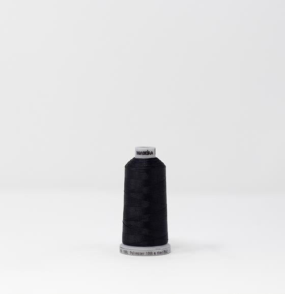 1589 SPOOL EBONY-POLYNEON DE MADEIRA #40 (1,100 YARDAS)