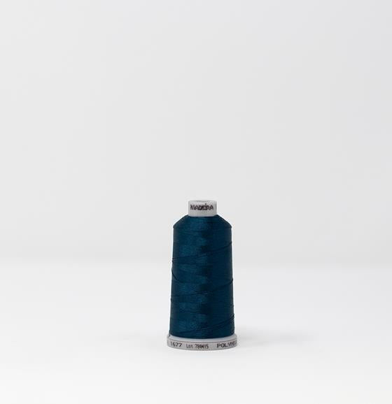 1677 MAYARD TEAL SPOOL -POLYNEON DE MADEIRA #40 (1,100 YARDAS)