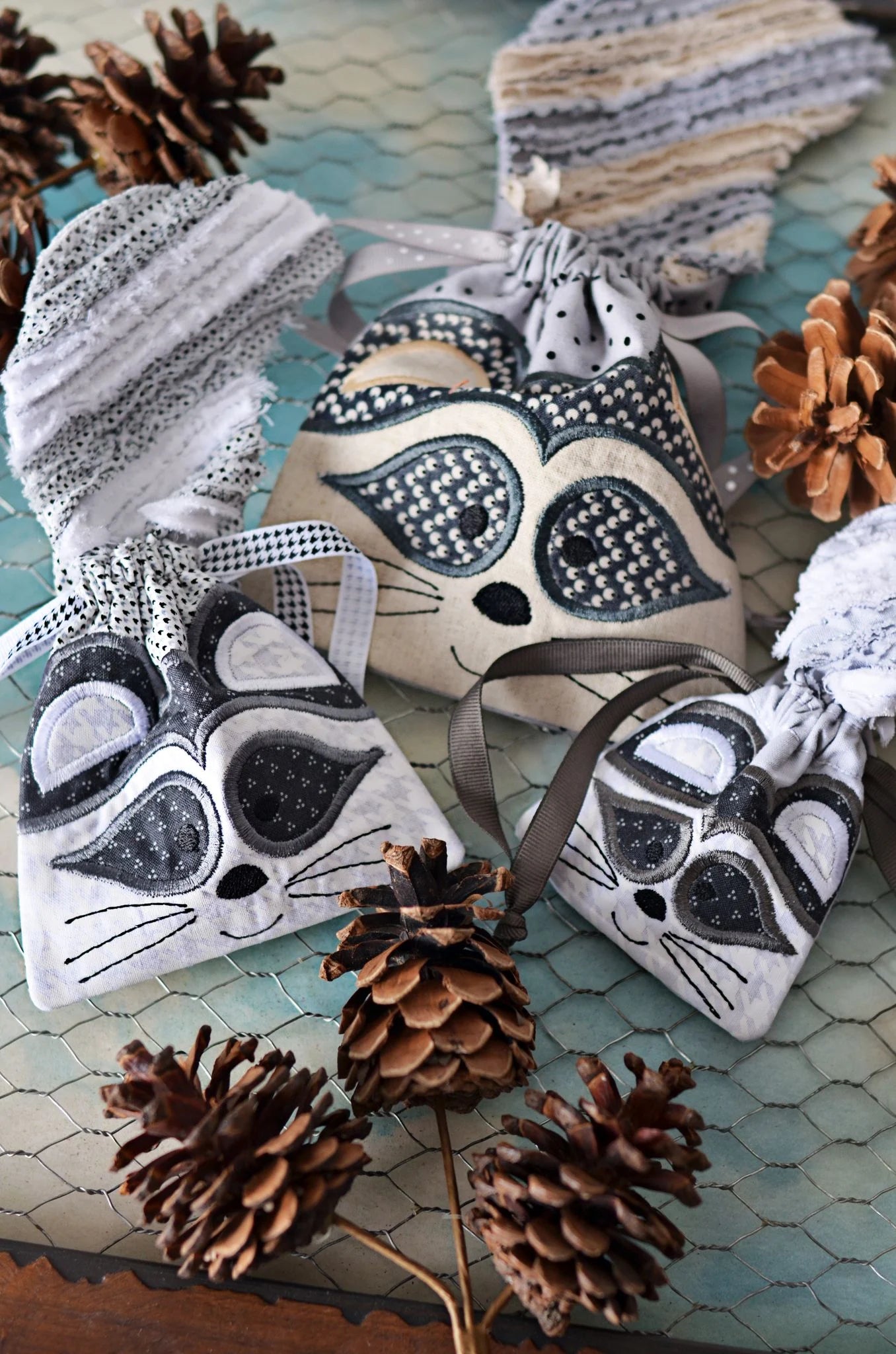 It's a Cinch Gift Bags: Woodland Animals (Archivos de Bordado)